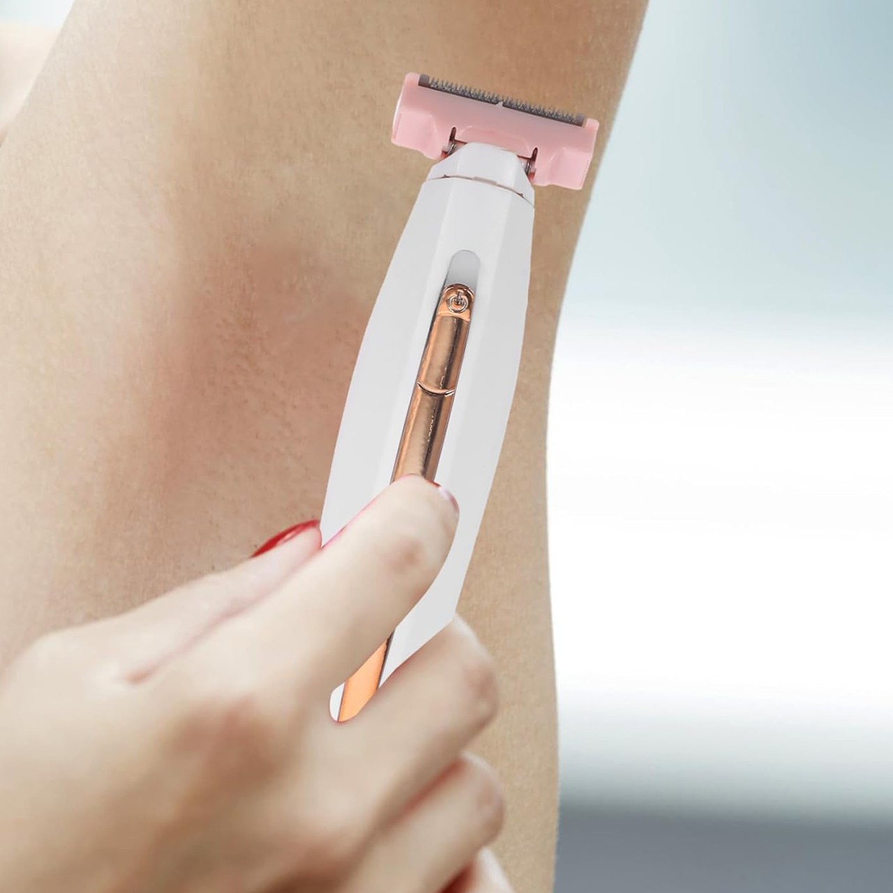 LadyCare, bezdrôtový odstraňovač chĺpkov po celom tele - Image 2