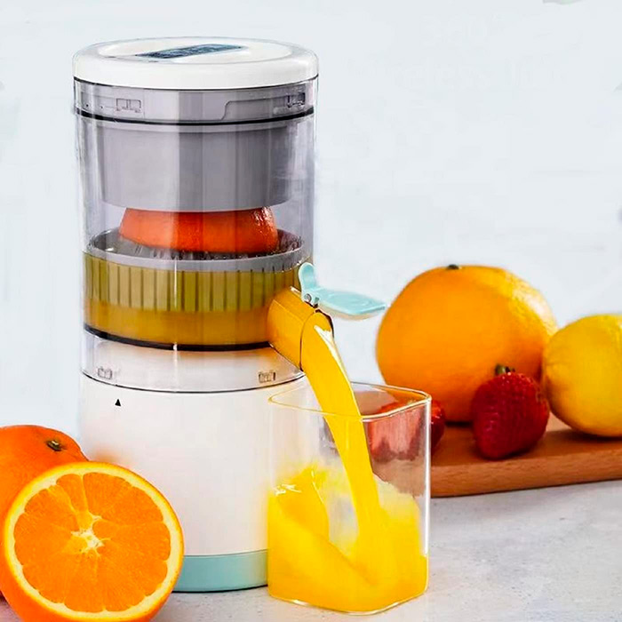 Odšťavovač je vhodný na všetky druhy šťavnatého ovocia: jablká, hrušky, mango, papája, melón, broskyne, hrozno, jahody ...