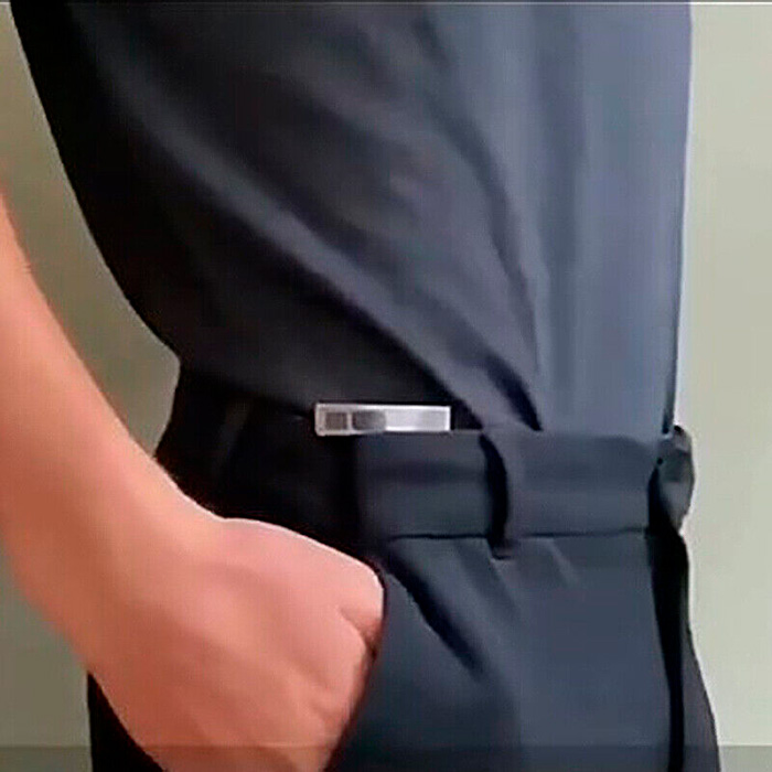 Spona je skvelou voľbou pre tých, ktorí nechcú nosiť opasky!